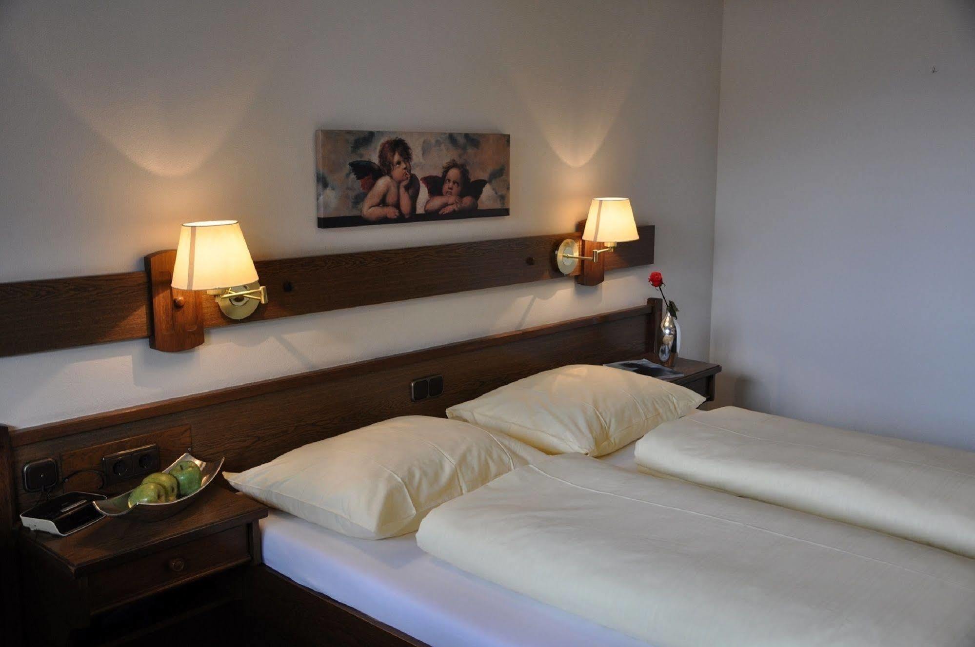 Hundsdorfl Hotel Moawirt מראה חיצוני תמונה